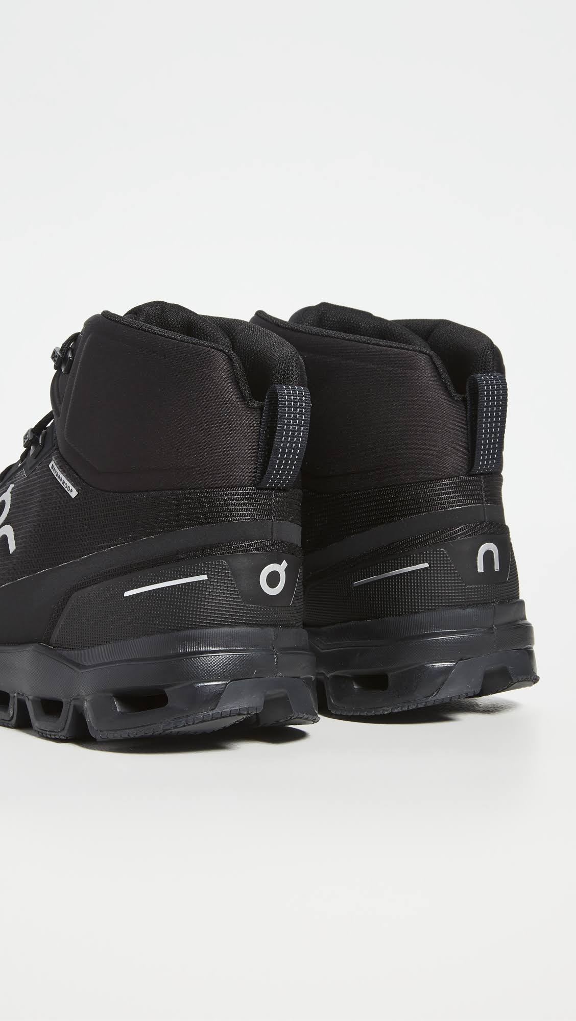 All Black Waterproof Cloudrock E381