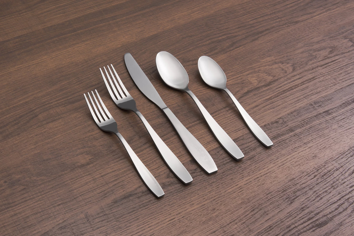 Satin 20-Piece Flatware Set F200