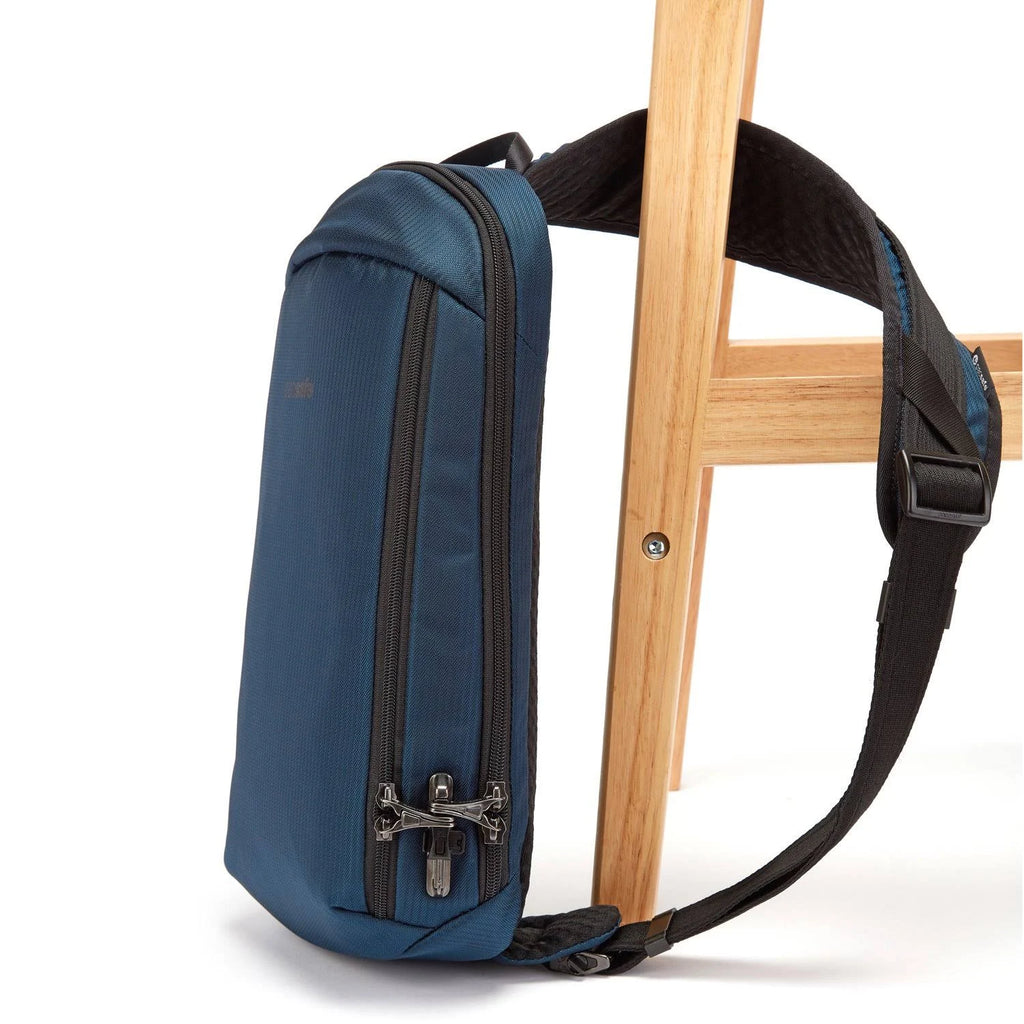 Black Anti Theft Sling Pack B229