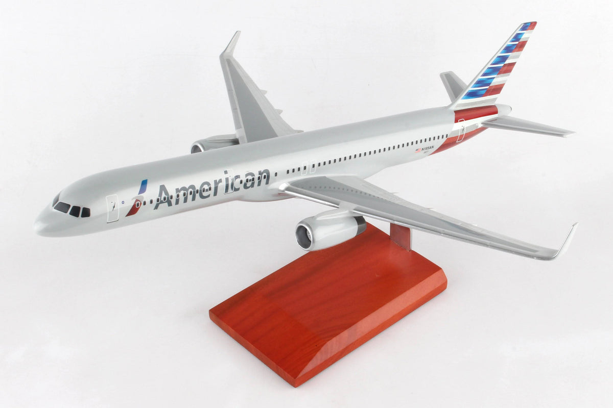 1/100 American 757-200 New Livery W77853