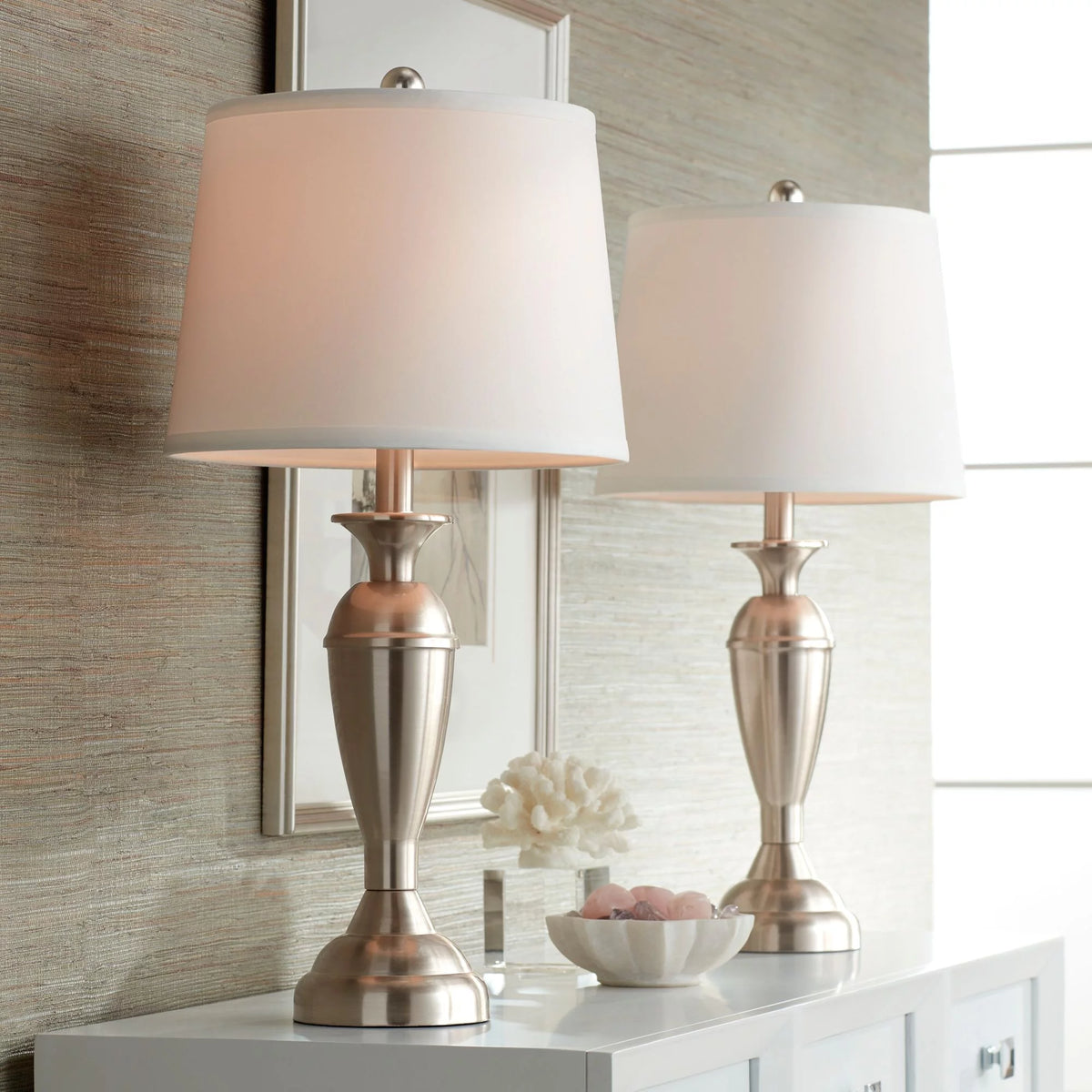 Set of 2 Brushed Nickel Table Lamps I107256