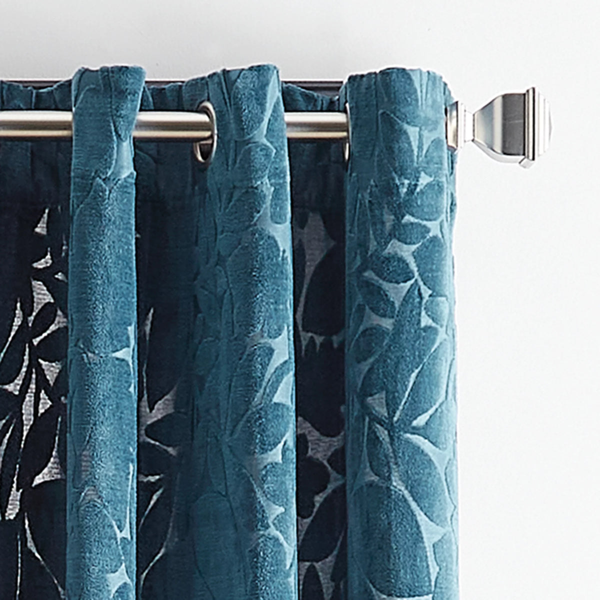 Velvet 2 Piece Light Filtering Curtain Set G569