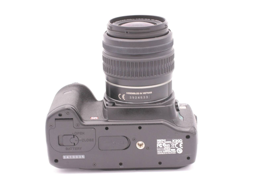 SLR Digital Camera N889