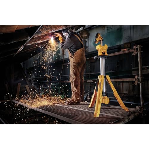 20V MAX LED Work Light, 3000 Lumens, Tripod Base H42920