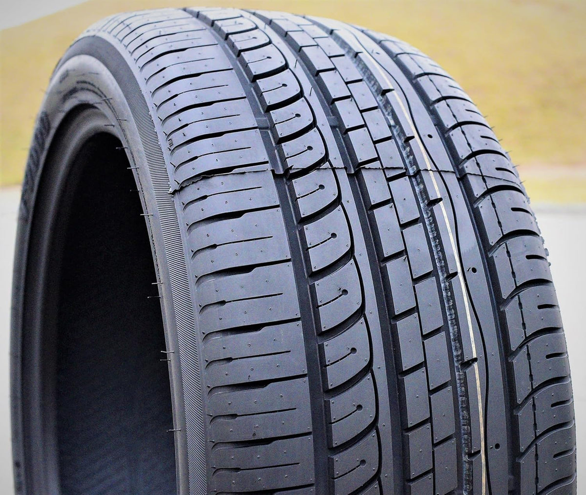 235/55R19 105V XL Passenger Tire U6327