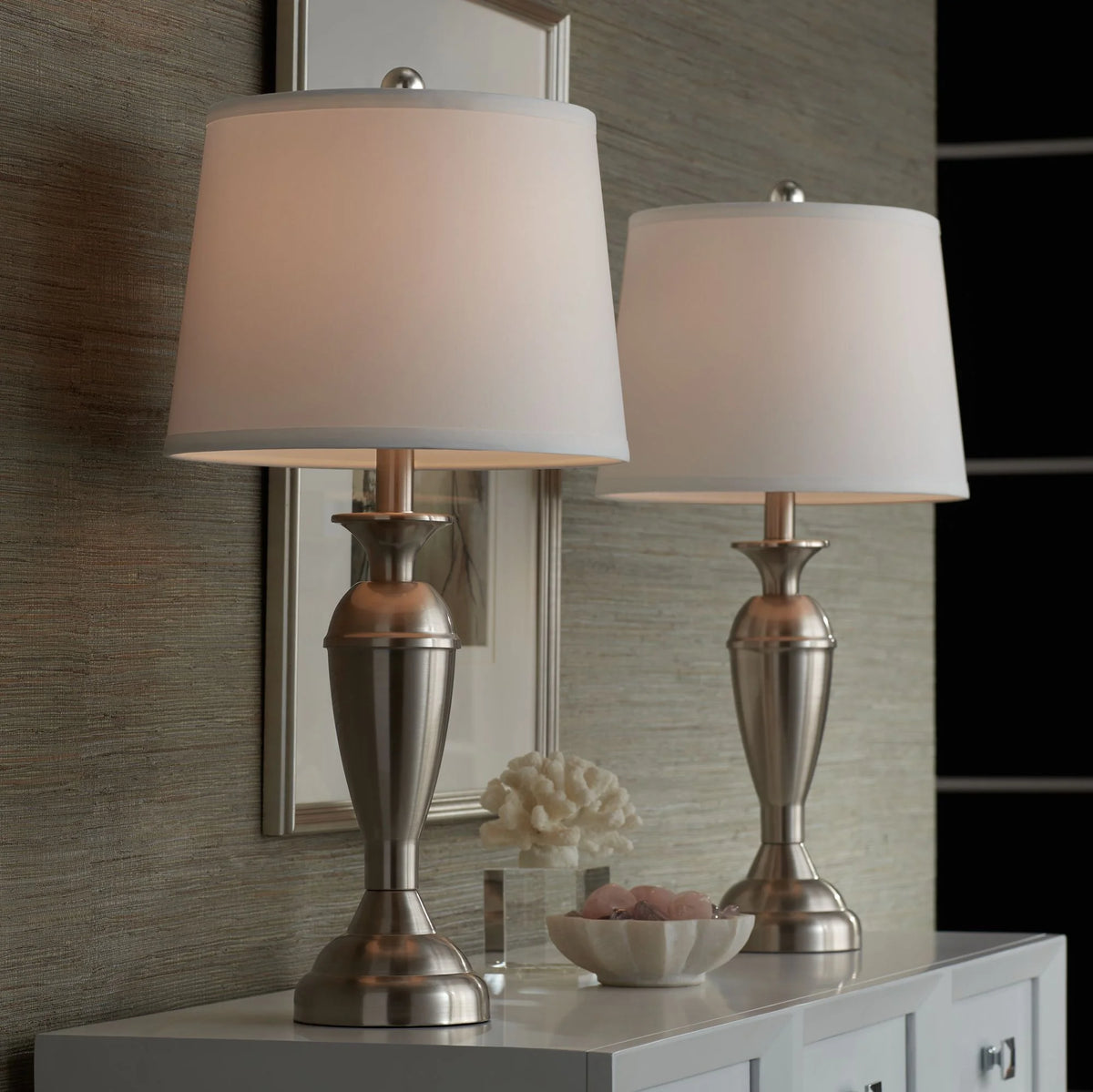 Set of 2 Brushed Nickel Table Lamps I107256