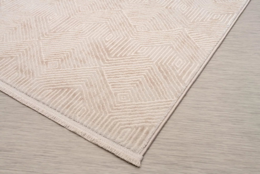 Cream 8x10 Geometric Pattern Indoor Area Rug M884936