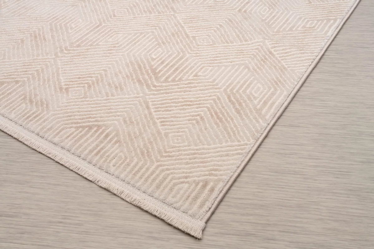 Cream 8x10 Geometric Pattern Indoor Area Rug M884936