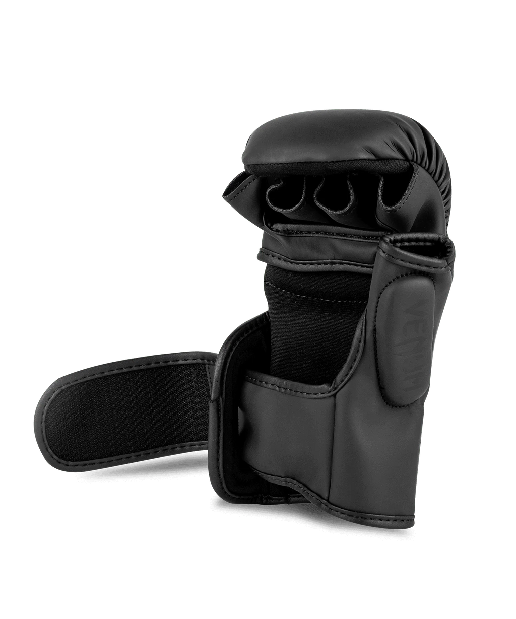 Black Large Extra Large 8 oz Sparring Gloves O48085