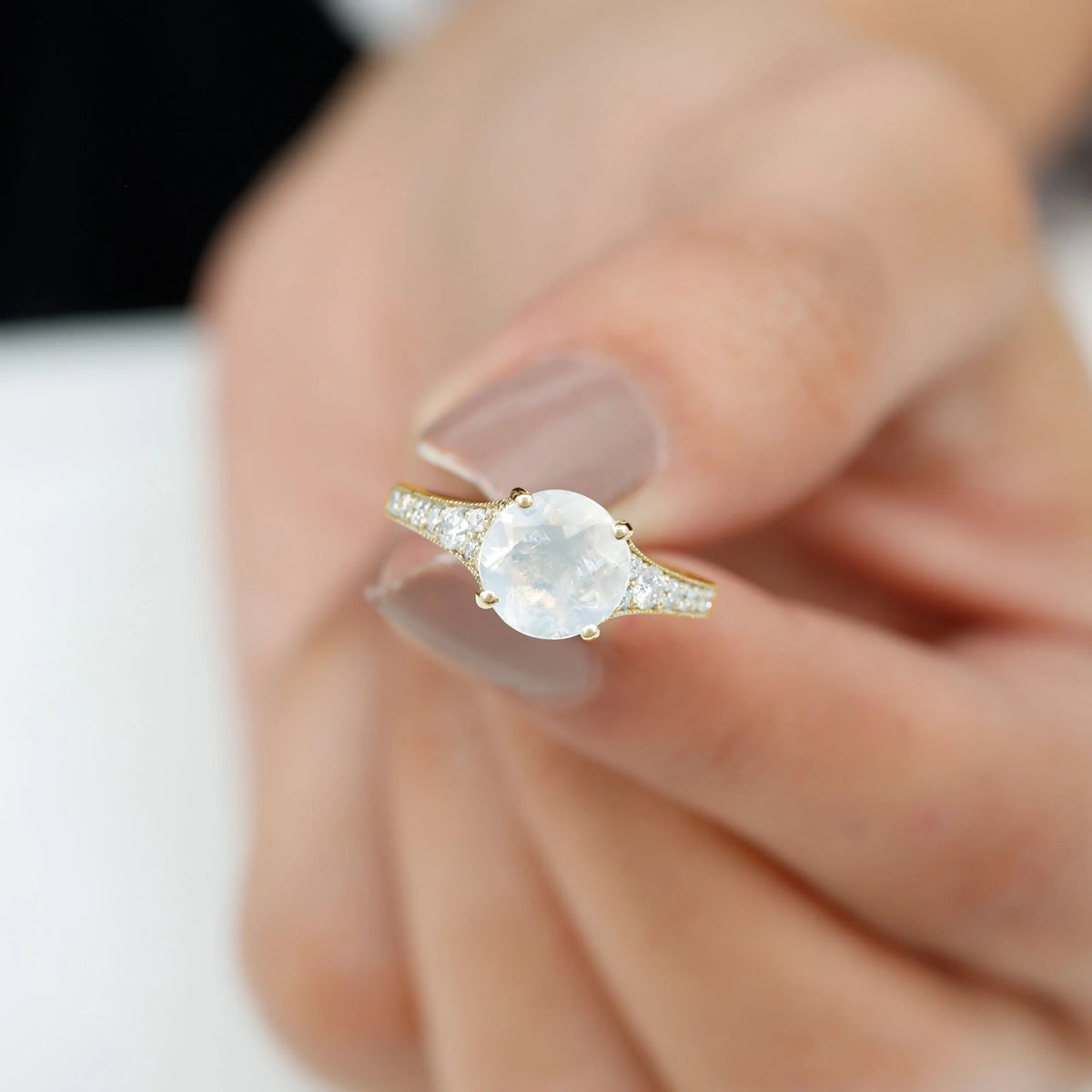 14K Yellow Gold Solitaire Ring with Diamond M8345